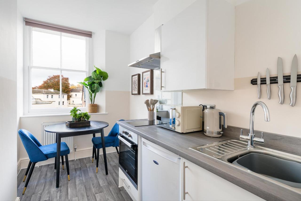 בריסטול Your Apartment I Clifton House מראה חיצוני תמונה